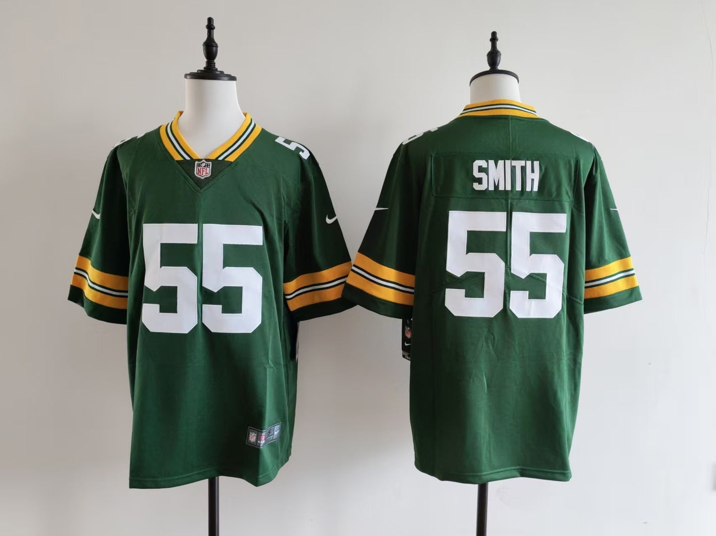 Men's Green Bay Packers DeVonta Smith Nike Jersey - Green
