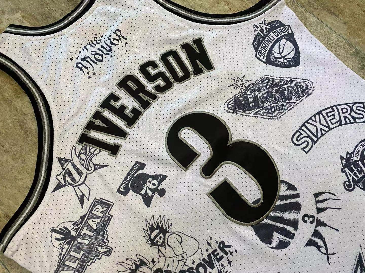 Allen Iverson Philadelphia 76ers 3 White MN