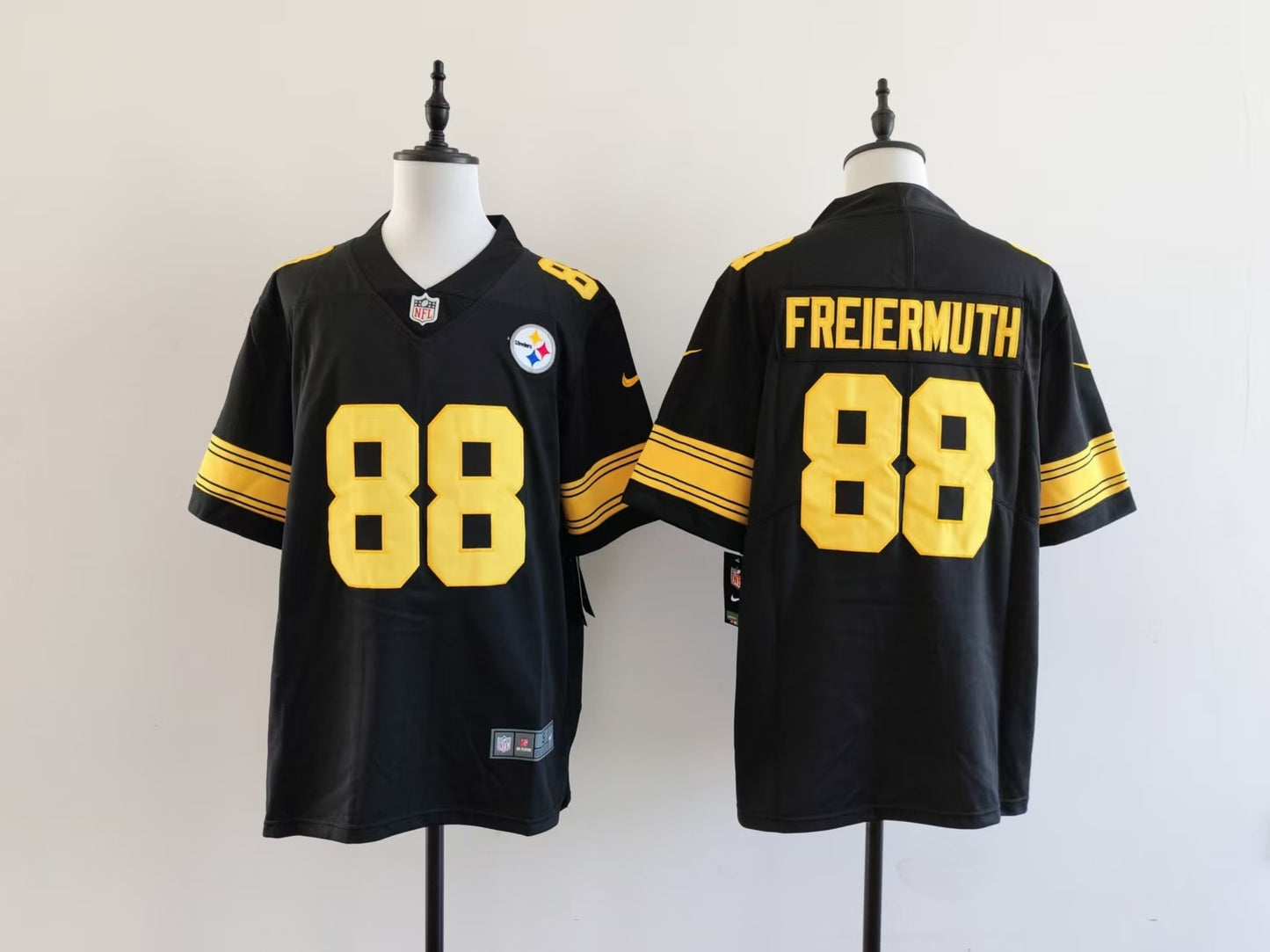Men's Pittsburgh Steelers Pat Freiermuth Nike Jersey - Black-yellow numbers