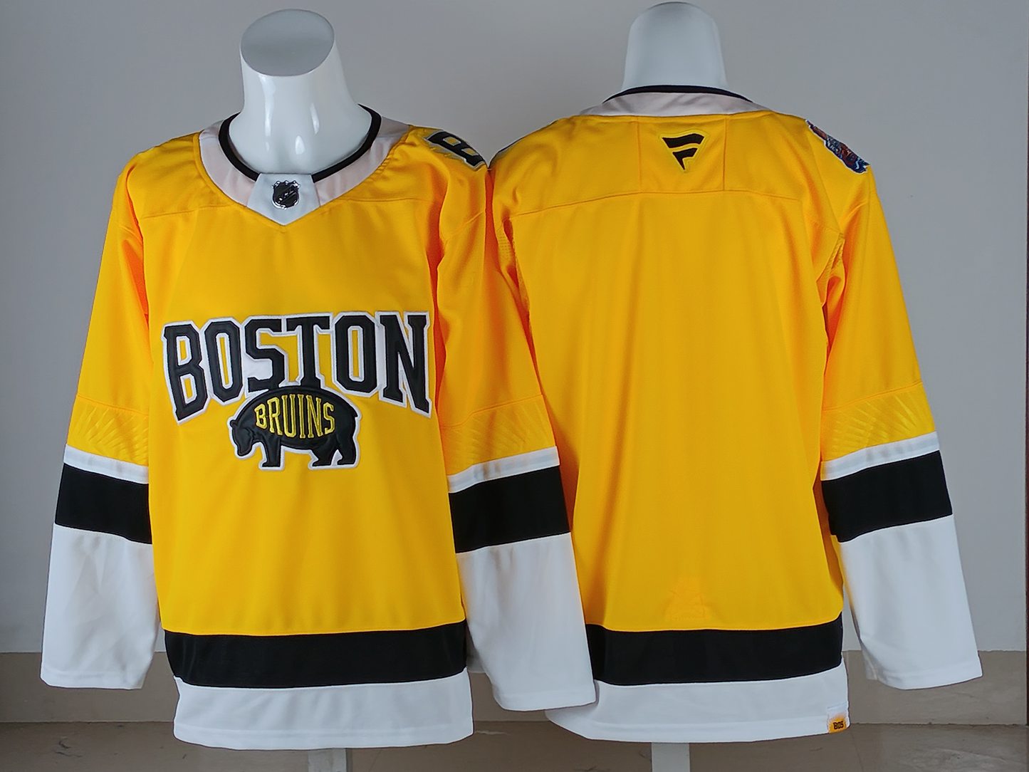Men's Boston Bruins Gold Breakaway Player Jersey