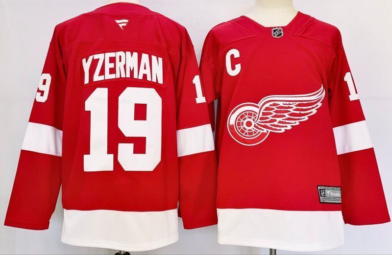 Men's Detroit Red Wings Steve Yzerman #19 Red Player Jersey
