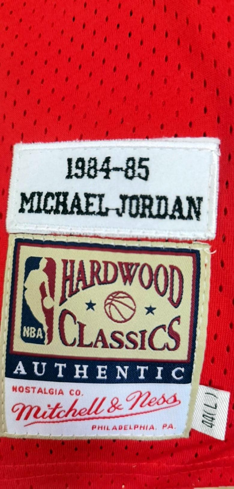 Michael Jordan Chicago Bulls Throwback Jersey