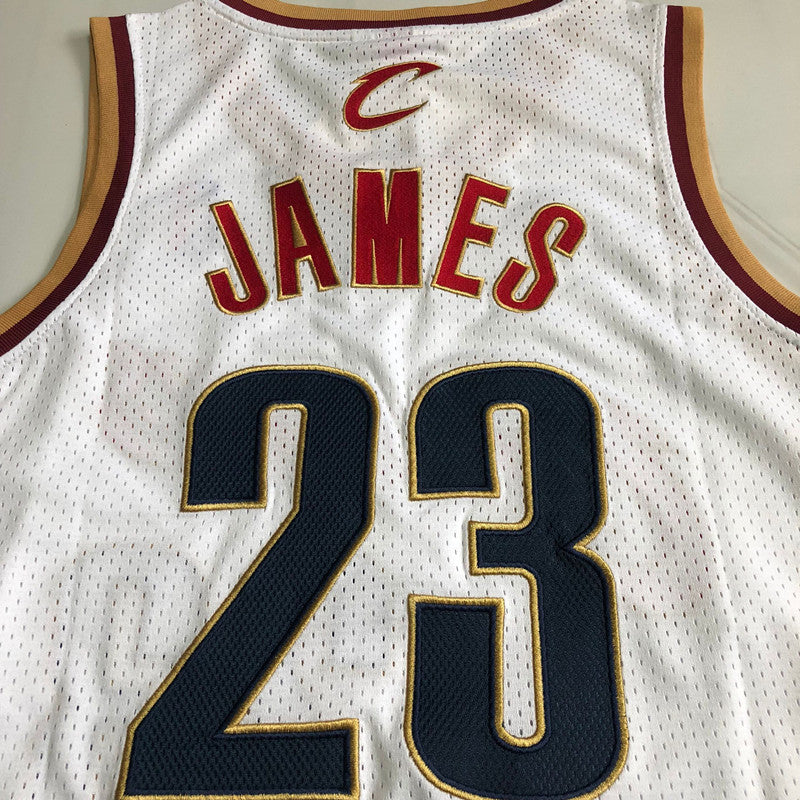 Cleveland Cavaliers LeBron James 23 White MN
