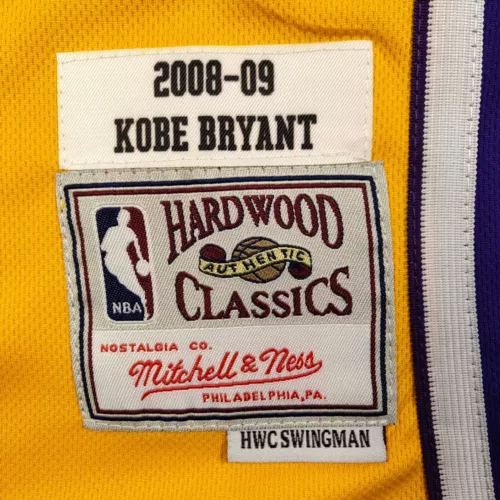 Los Angeles Lakers Kobe Bryant Yellow 24 MN