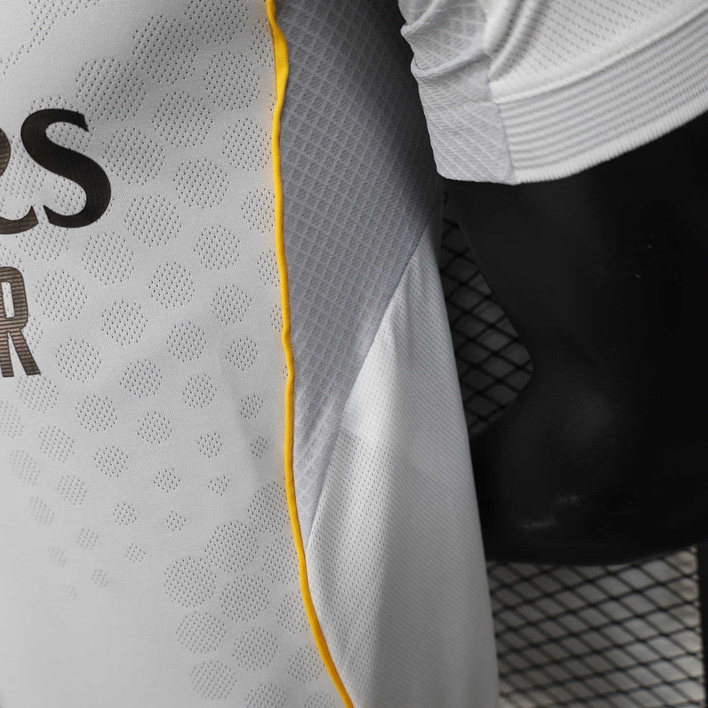 2025-26 Real Madrid Home Player Version Jersey - Men's