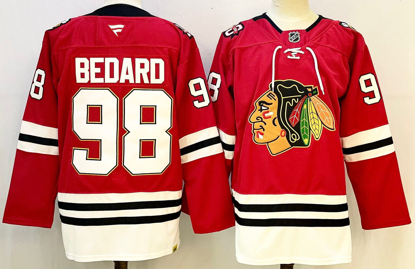 Men's Chicago Blackhawks Connor Bedard #98  Red Player Jersey
