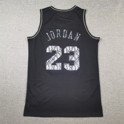Chicago Bulls Michael Jordan #23 1997-98 Throwback - Embroidered Jersey