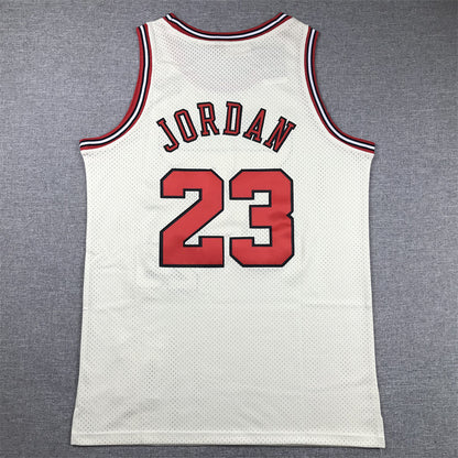 Chicago Bulls Michael Jordan #23 Throwback - Embroidered Jersey