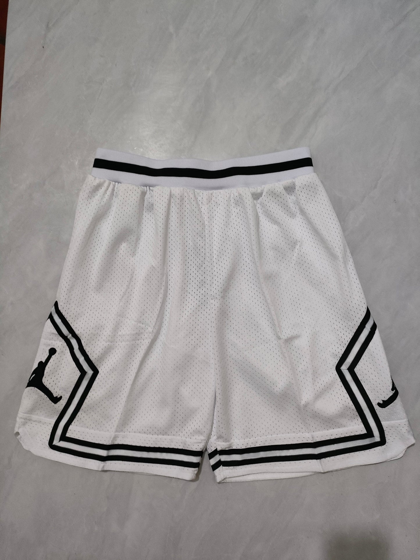 Chicago Bulls white shorts