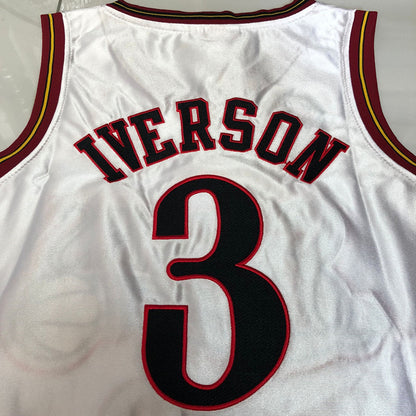 Allen Iverson Philadelphia 76ers 3 White MN