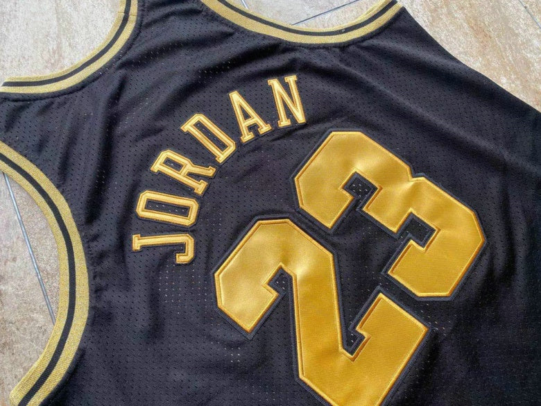 Michael Jordan Chicago Bulls 23 Black Thorwback Jersey