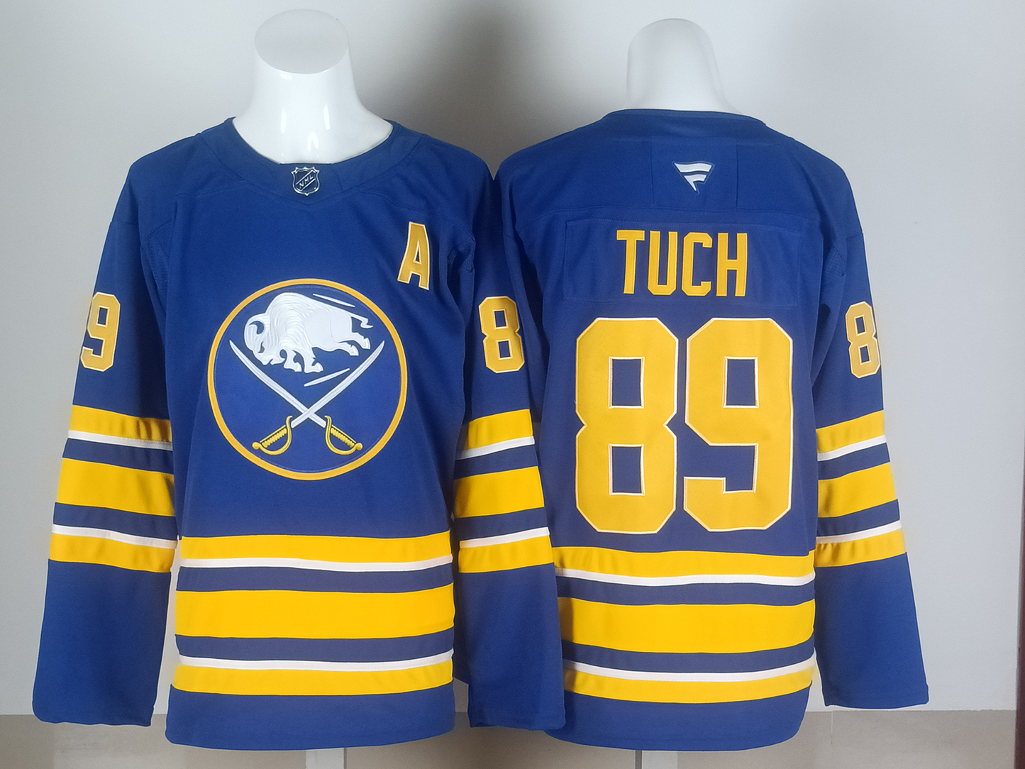 Men's Buffalo Sabres Alex Tuch #89  Royal Player Jersey