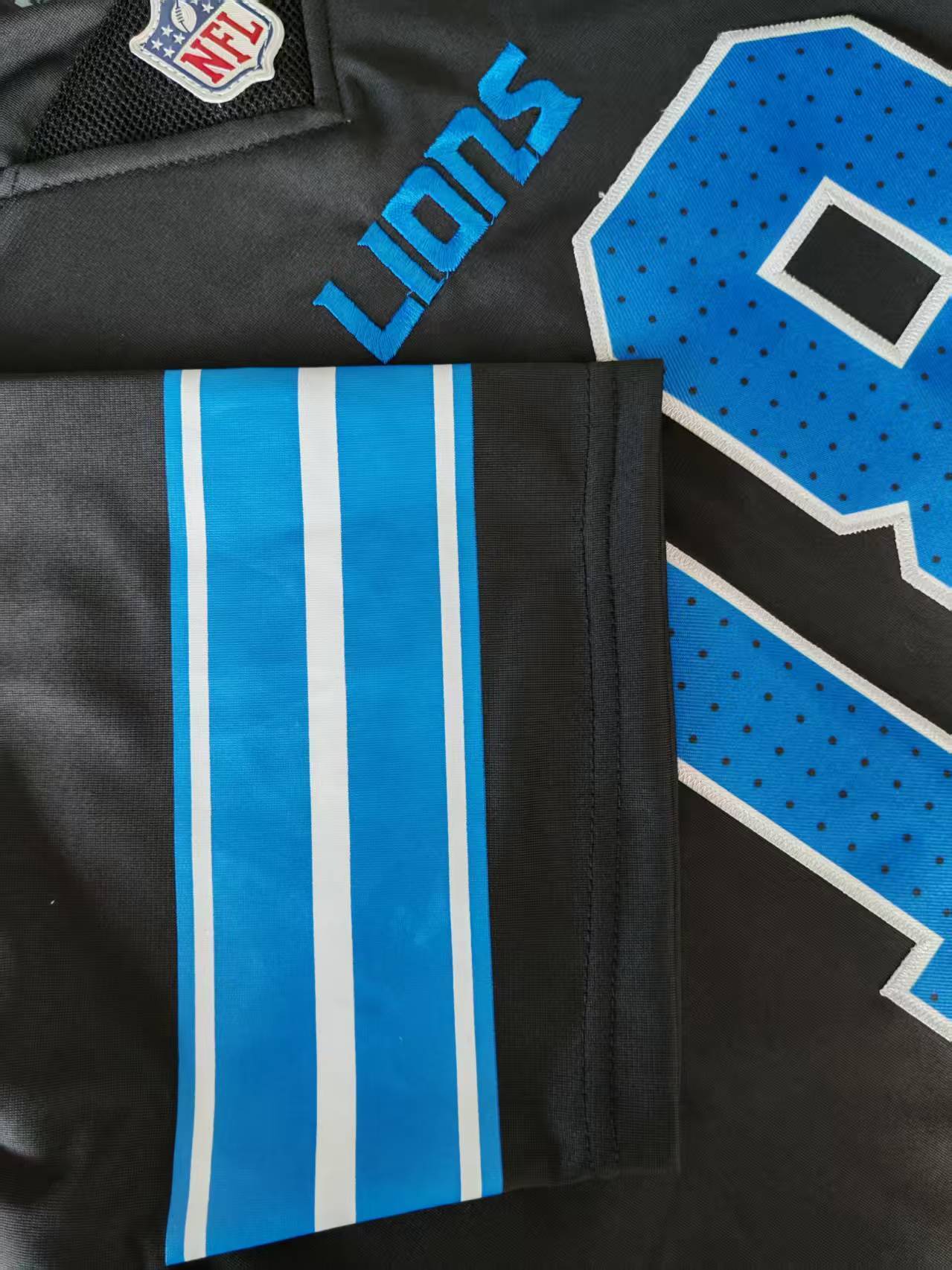 Men's Detroit Lions Isaac TeSlaa Jersey -  Black