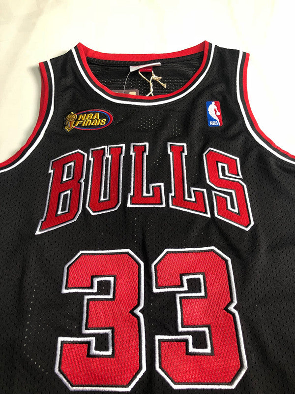Chicago Bulls Scottie Pippen  33 Black Thorwback Jersey