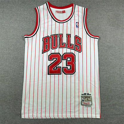 Chicago Bulls Michael Jordan #23 1995-96 Throwback – Embroidered