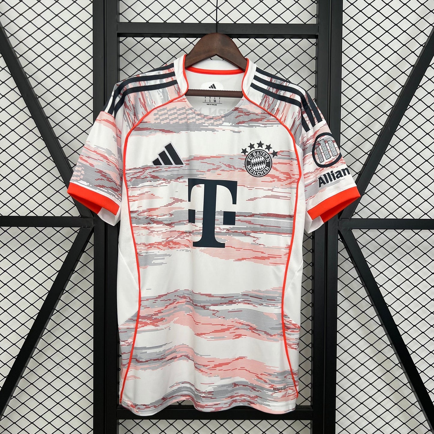 Bayern Munich 25/26 Away Jersey
