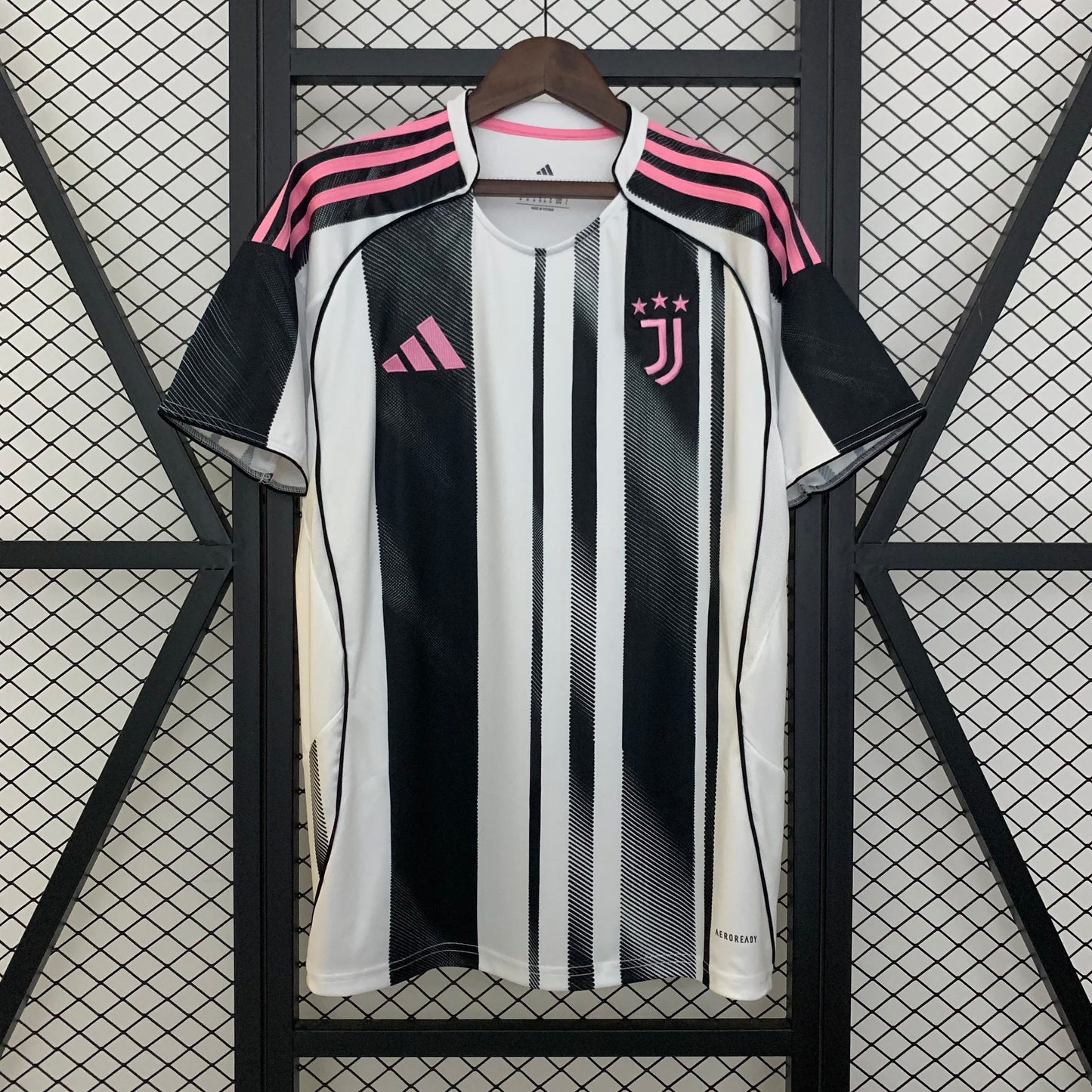 Juventus 25/26 Home Jersey