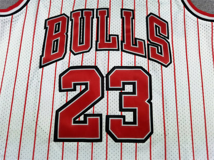 Chicago Bulls Michael Jordan #23 1995-96 Throwback – Embroidered