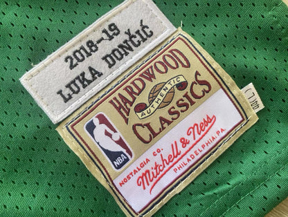 Dallas Mavericks  Doncic 77 Green MN