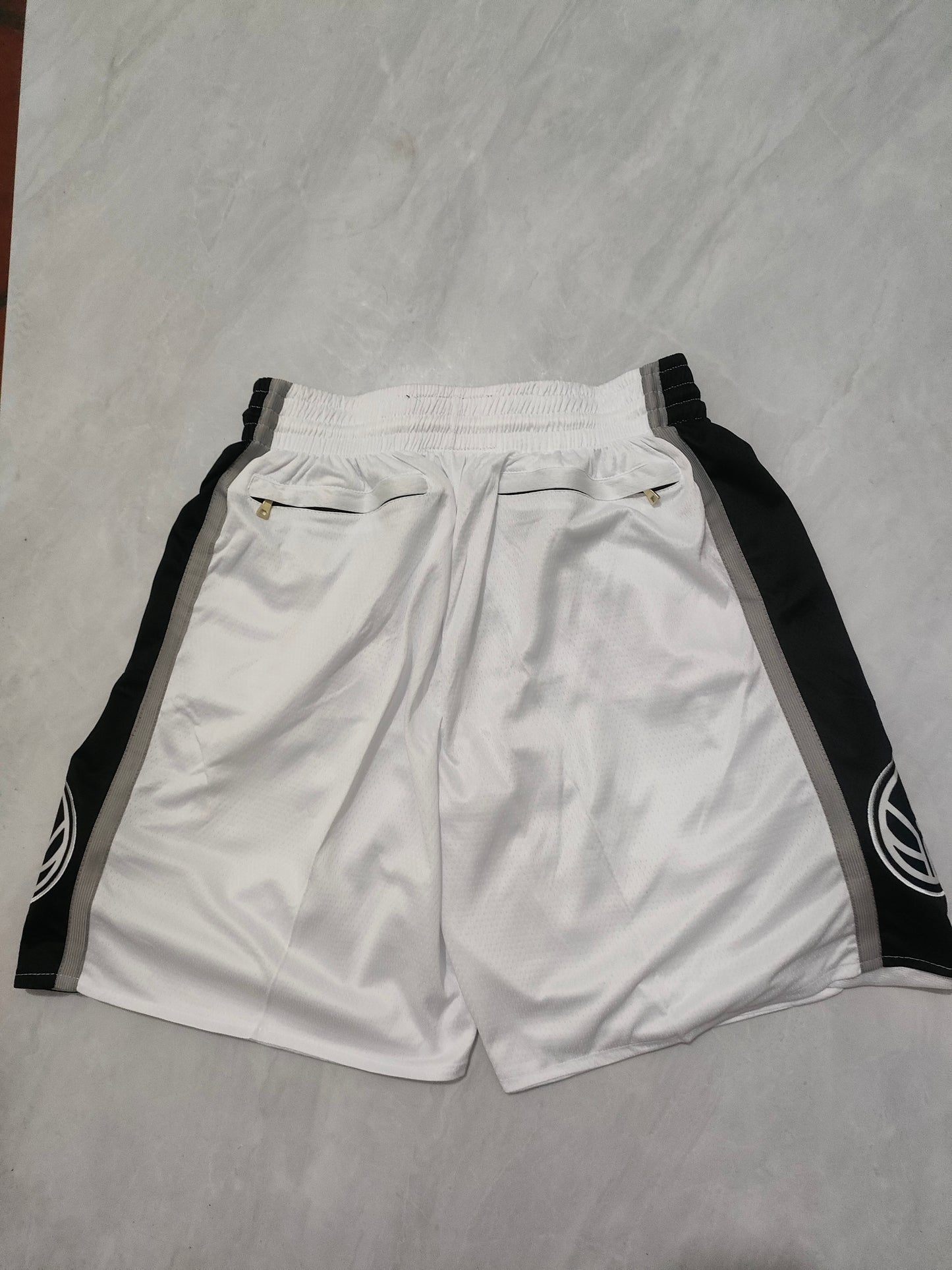 San Antonio Spurs White Fan Edition Pocket Shorts