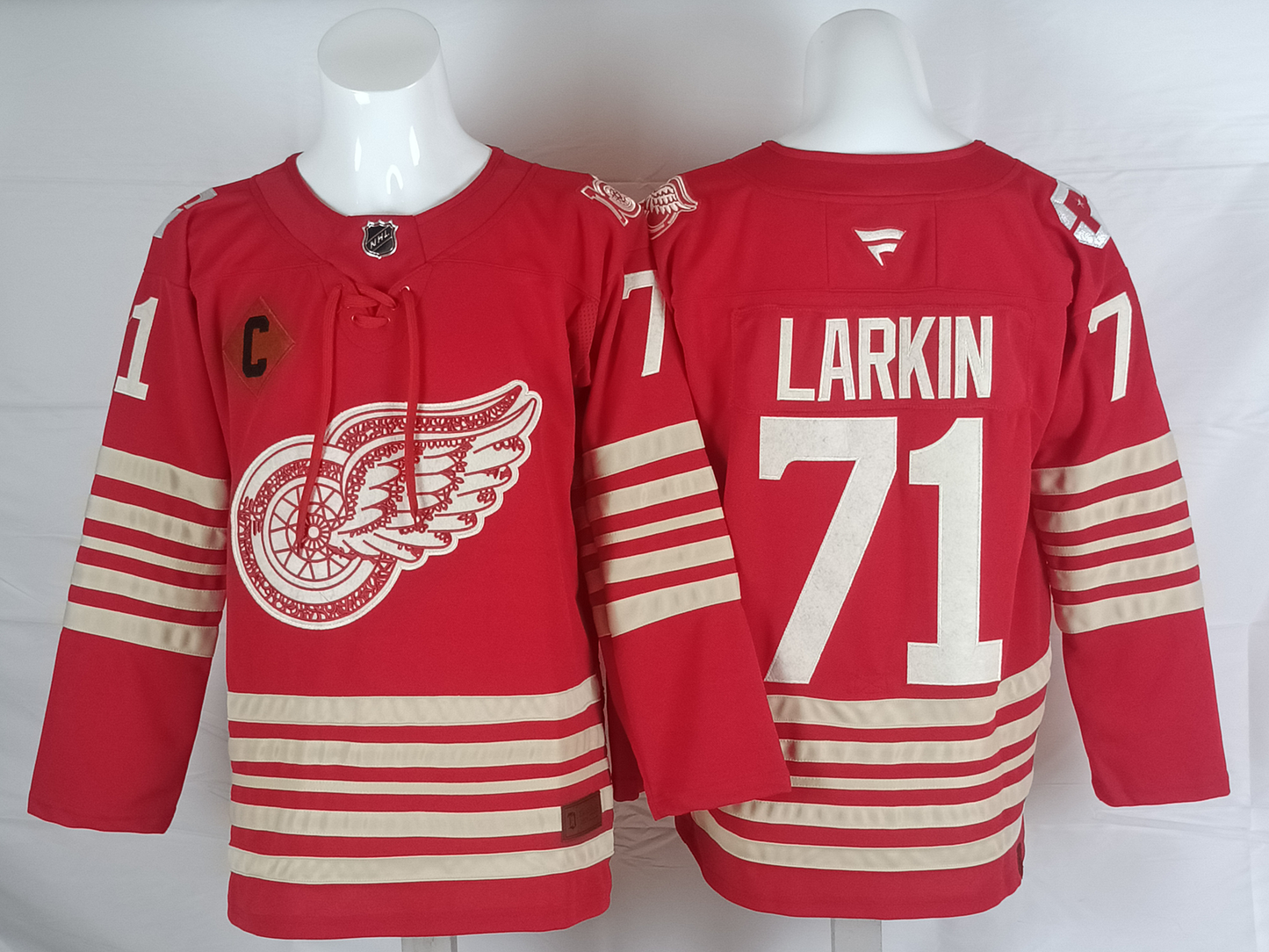 Men's Detroit Red Wings Dylan Larkin #71  Red Centennial Breakaway Player Jersey