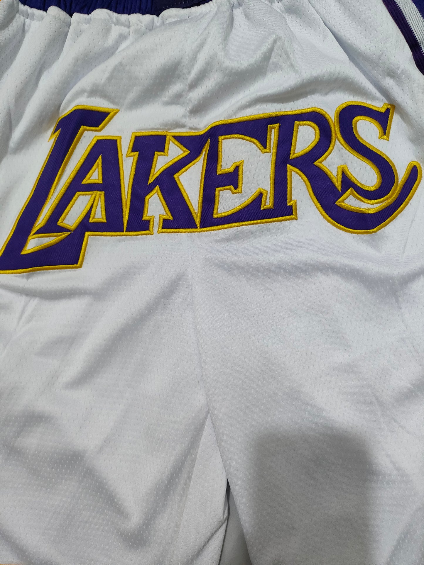 Los Angeles Lakers White Regular Pocket Shorts