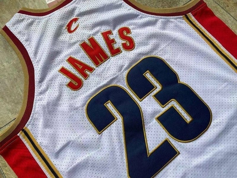 LeBron James Cleveland Cavaliers throwback Jersey